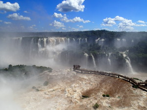 Niagara Falls is tiny compared to Iguazu